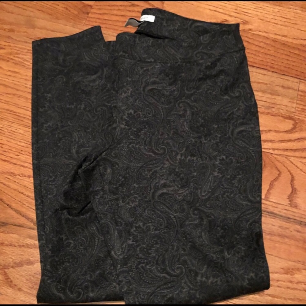 WHBM Ponte leggings Paisley